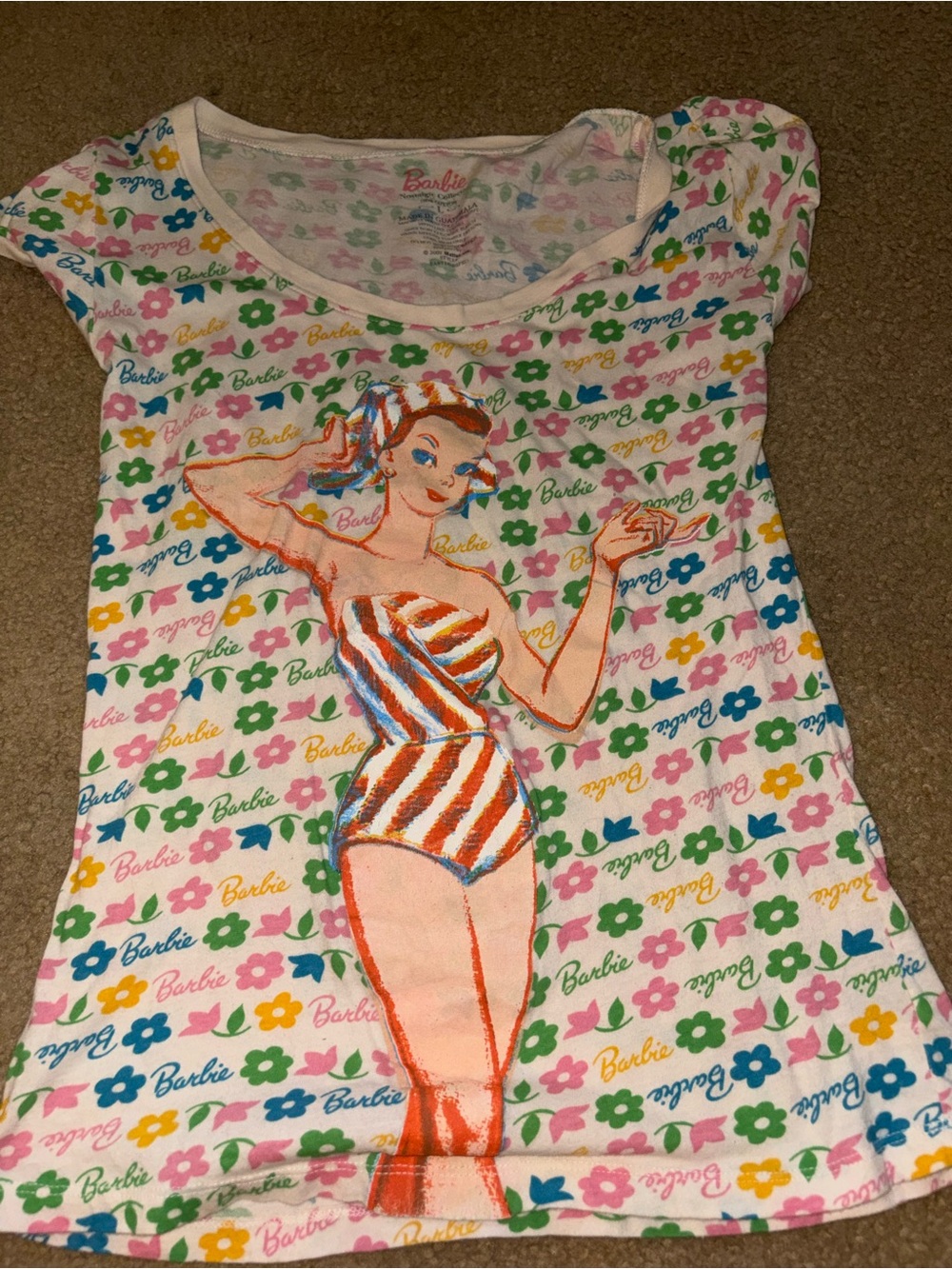 Vintage Y2K Barbie Doll Nostalgia Collection T Shirt Large Graphic Tee